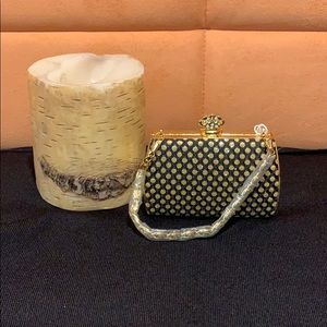 Classic new hand bag